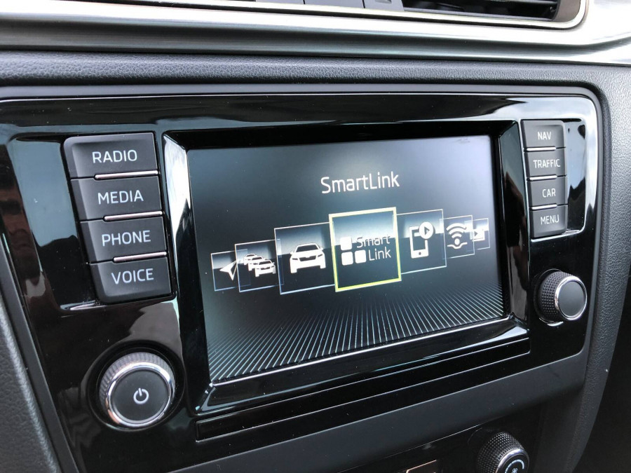 Škoda Rapid Spaceback 1.0TSi DSG Ambition KESSY Panoráma 2018 1.majiteľ 