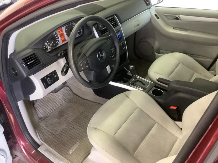 Mercedes Benz B 200 Automat •SPORT•  2007 BI-xenón → cúvacie senzory 