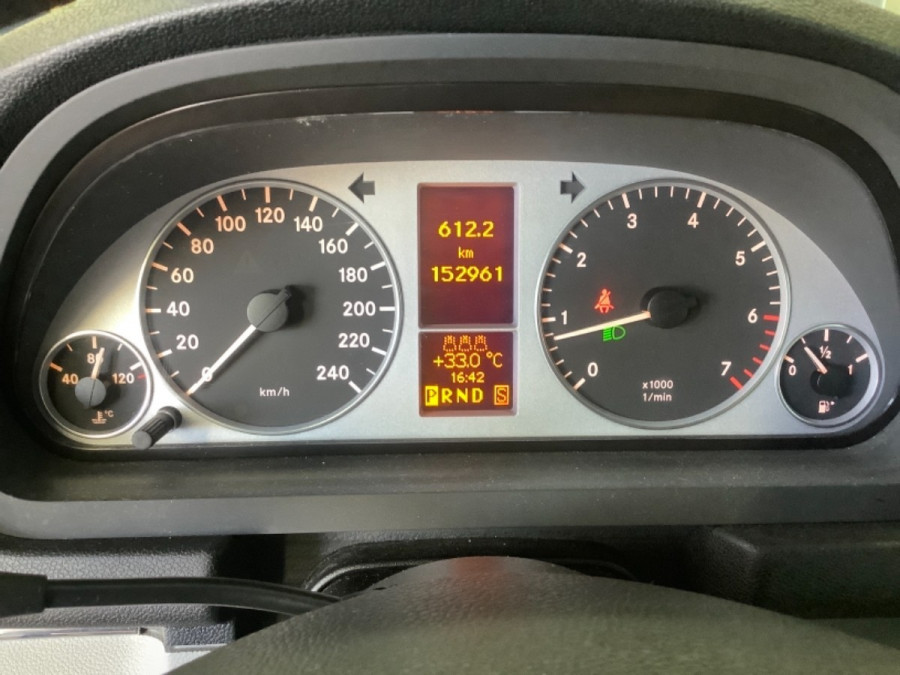 Mercedes Benz B 200 Automat •SPORT•  2007 BI-xenón → cúvacie senzory 