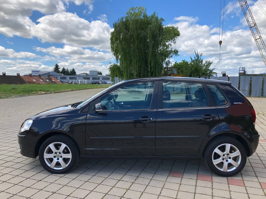 Volkswagen Polo 1.6 Automat • GOAL•  2006 Cúvacie senzory 