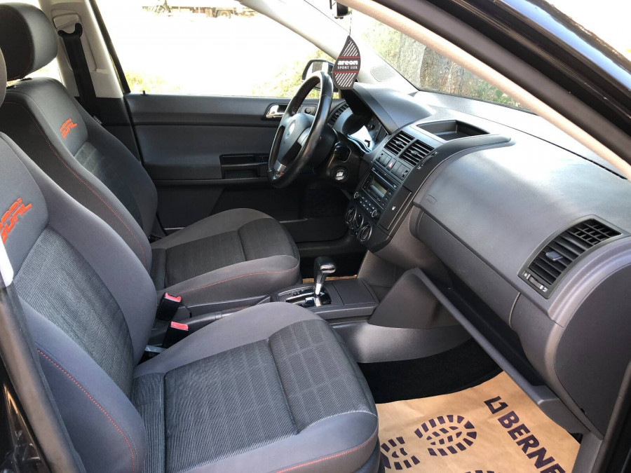 Volkswagen Polo 1.6 Automat • GOAL•  2006 Cúvacie senzory 