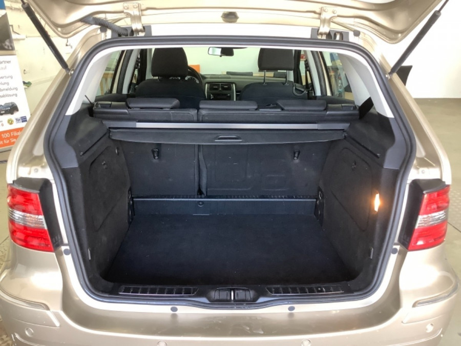 Mercedes Benz B 200 Automat • SPORT•  parkovacie senzory 