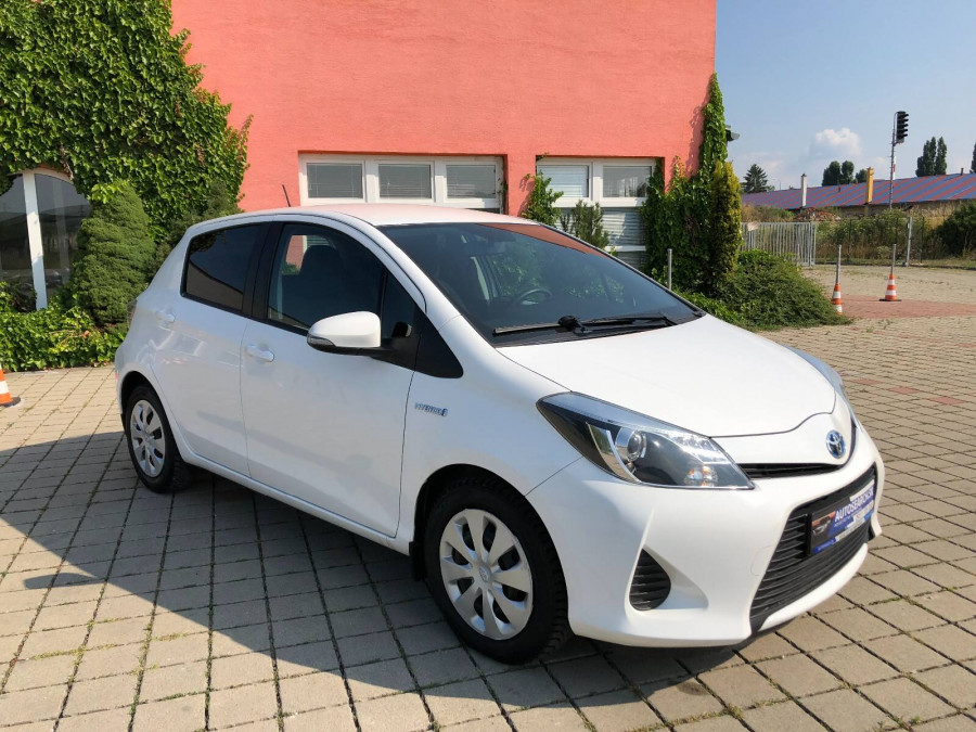 Toyota Yaris 1.5 Automat •HYBRID•  LIFE 2014 Kamera 