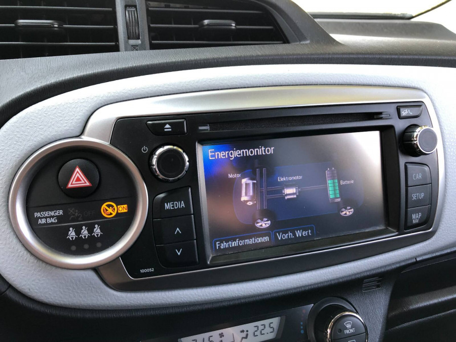 Toyota Yaris 1.5 Automat •HYBRID•  LIFE 2014 Kamera 