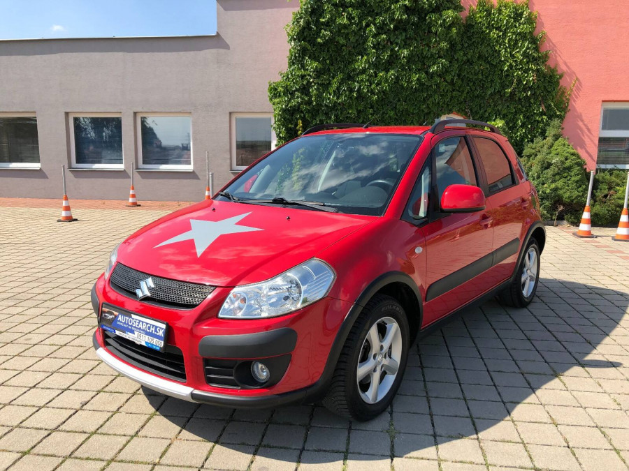 Suzuki Sx4 1.6 Automat •COMFORT•  Keyless Ťažné