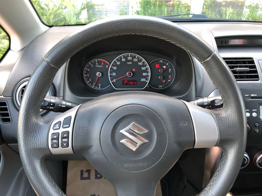 Suzuki Sx4 1.6 Automat •COMFORT•  Keyless Ťažné