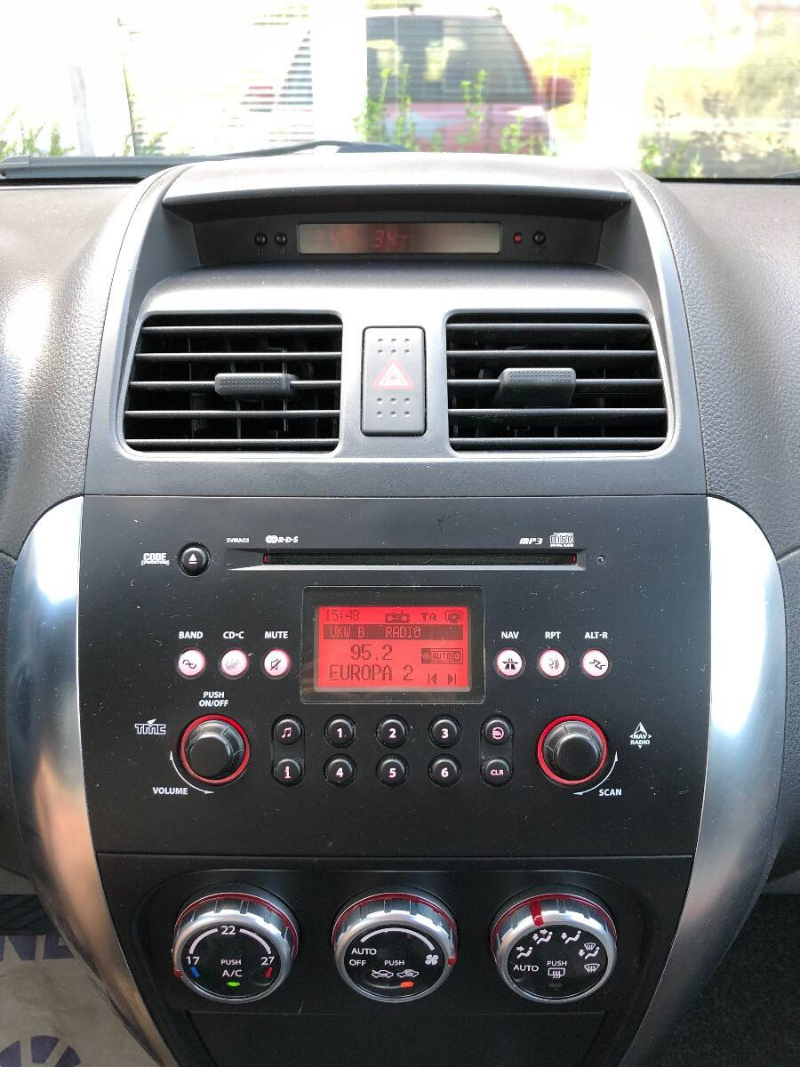 Suzuki Sx4 1.6 Automat •COMFORT•  Keyless Ťažné