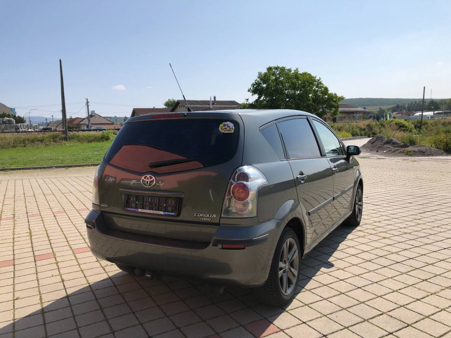 Toyota Corolla Verso 1.8 VVT-i Automat •EXECUTIVE• Webasto 7 miest