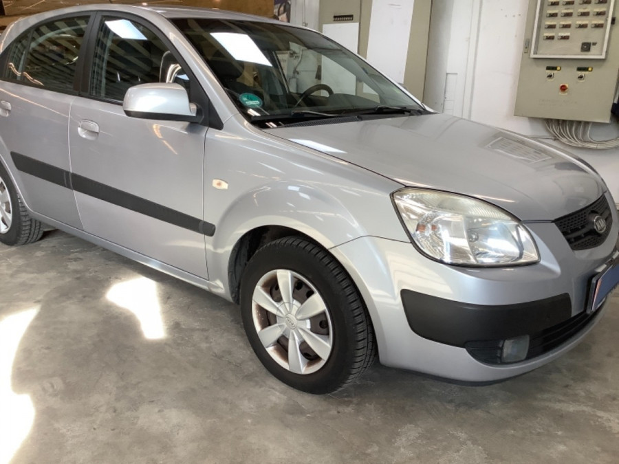 KIA Rio 1.6 Automat EX TOP → Cúvacie senzory 