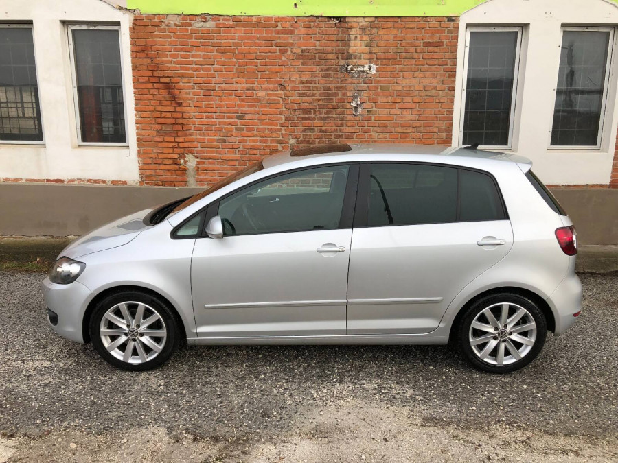 Volkswagen Golf Plus 2.0TDI DSG HIGHLINE 2011 + Sezónne prezutie