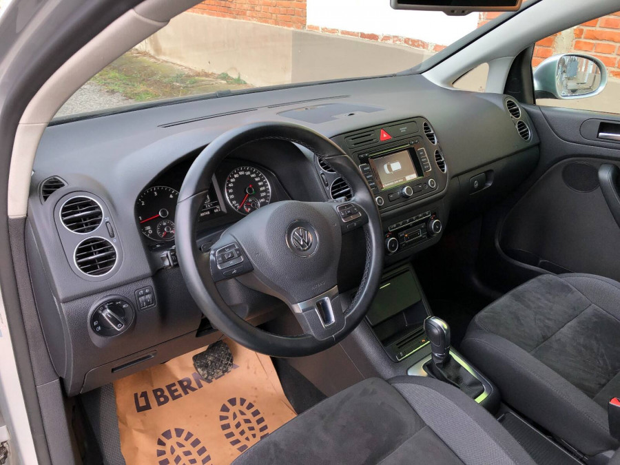 Volkswagen Golf Plus 2.0TDI DSG HIGHLINE 2011 + Sezónne prezutie