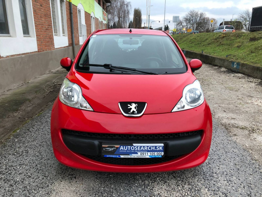 Peugeot 107 1.0 Automat URBAN 1.majiteľ + sezónne prezutie
