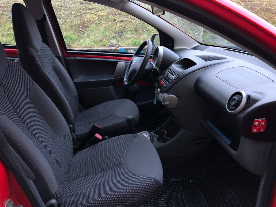 Peugeot 107 1.0 Automat URBAN 1.majiteľ + sezónne prezutie