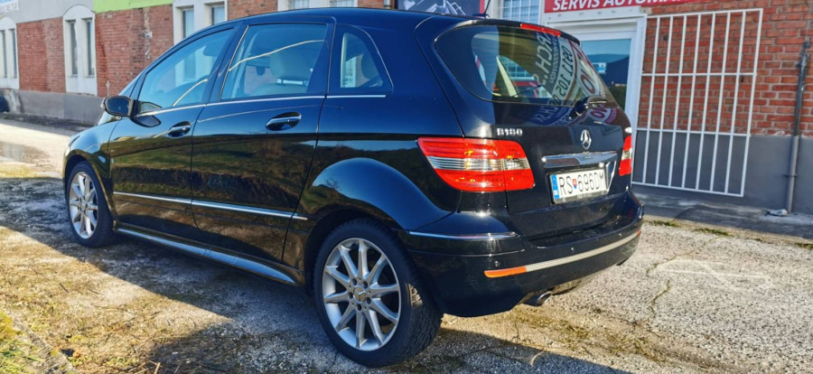 WhatsApp Image 2024-01-09 at 11.17.48 (1)